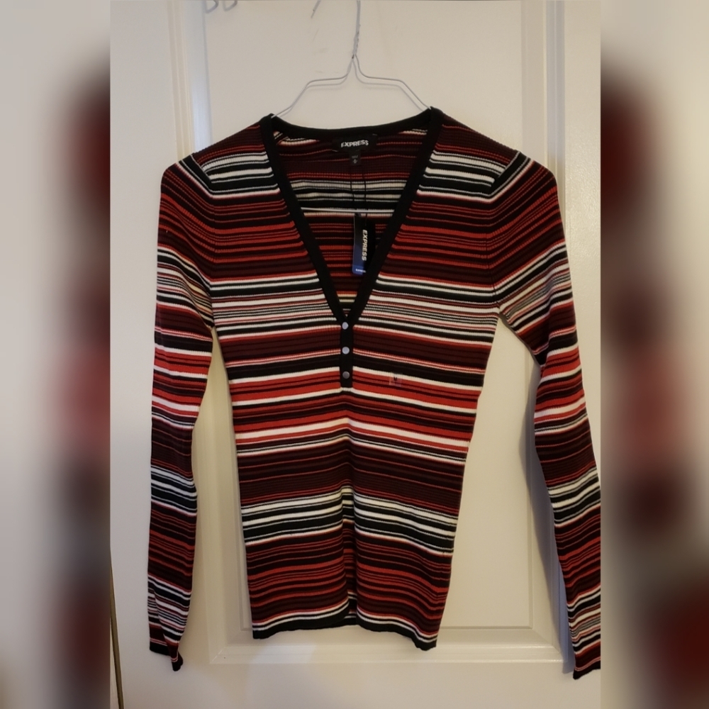 BNWT Womens Express V-neck ribbed sweater
